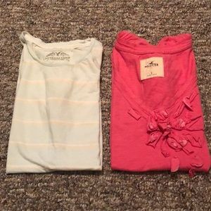 Bundle of Two Tees American Eagle Hollister Y2K